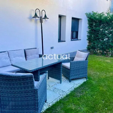 Apartment Avinguda Madrid 27 Bajos B *